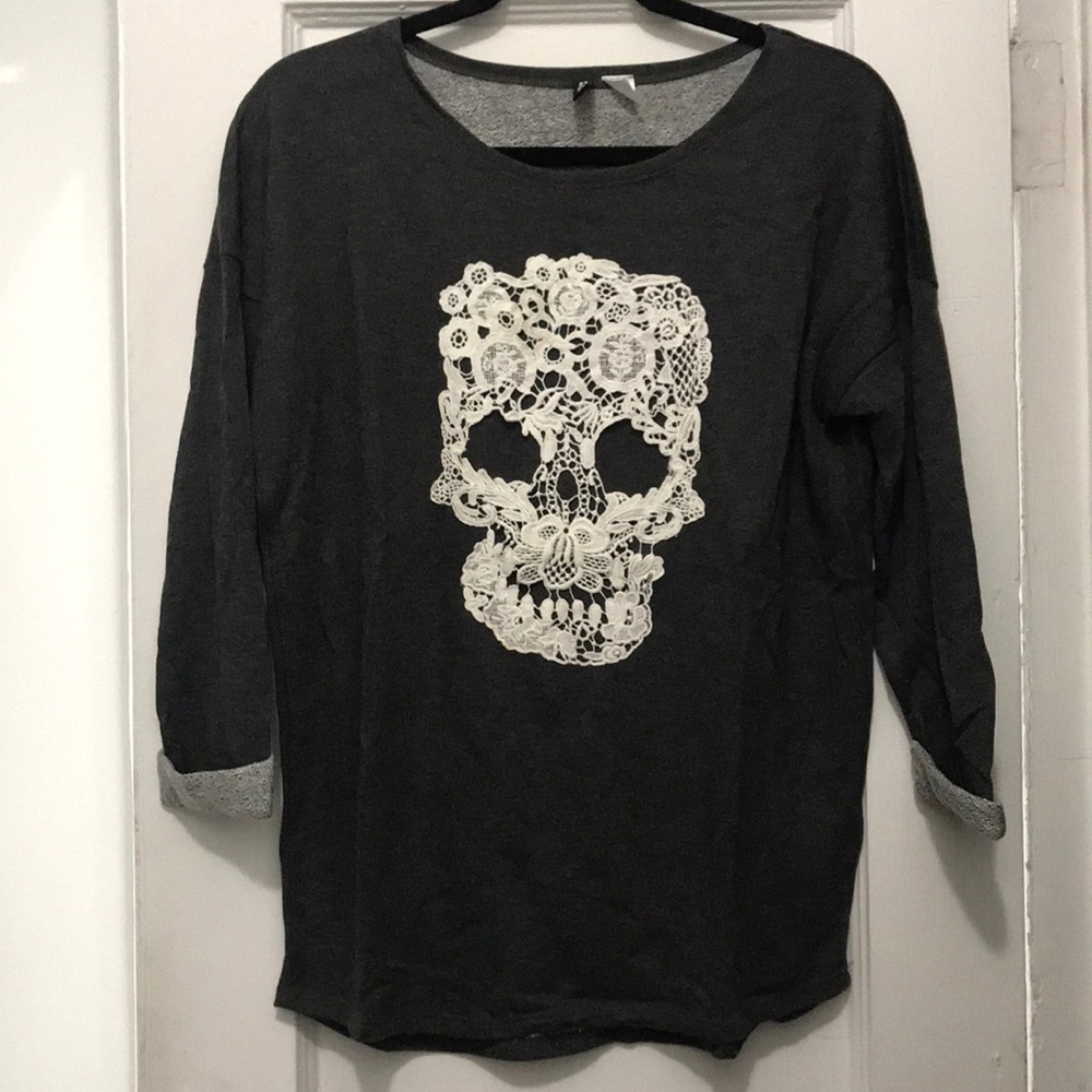 H&M 3/4 Sleeve Lightweight Skull Sweatshirt, Sz 8